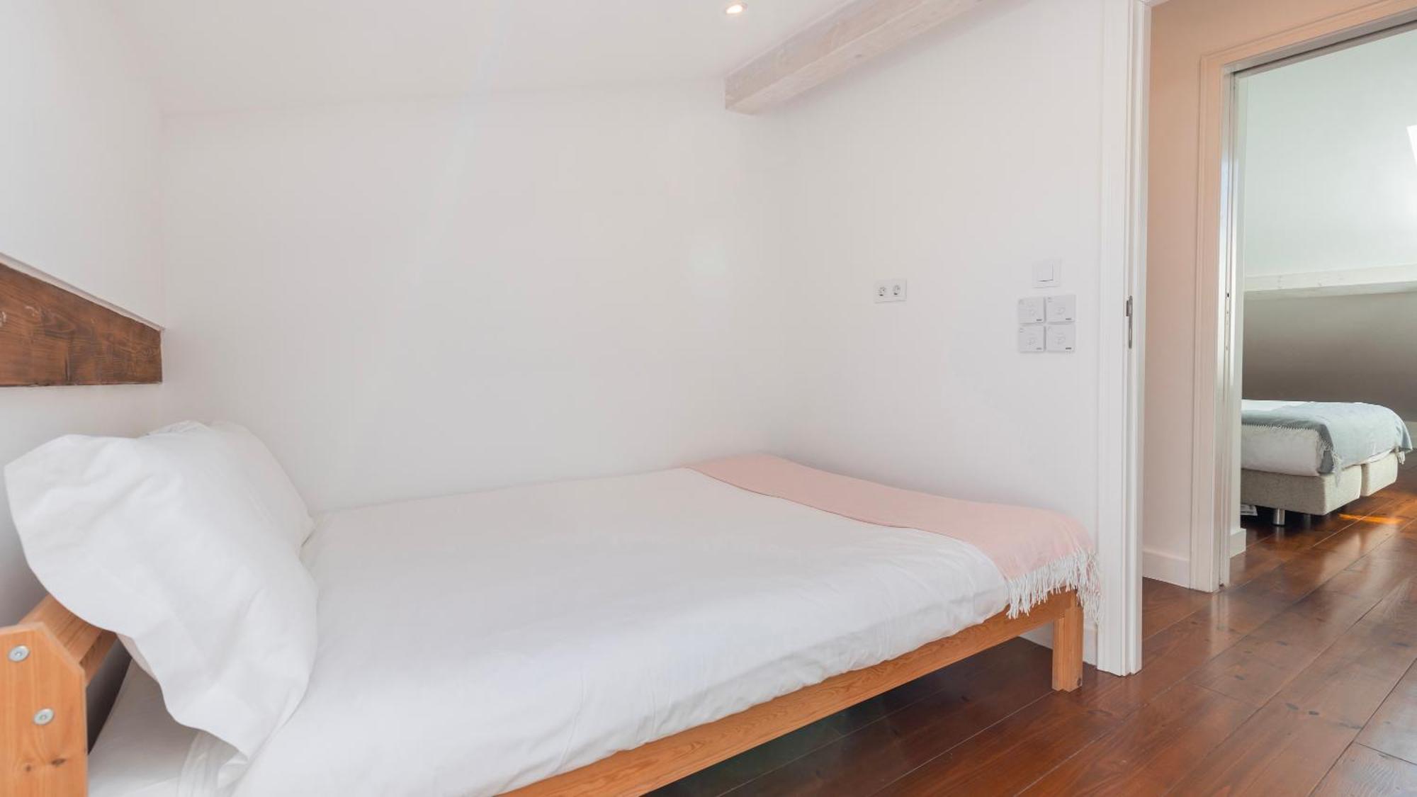 Charming 3Bdr Duplex In City Center By Lovelystay Lissabon Exterior foto