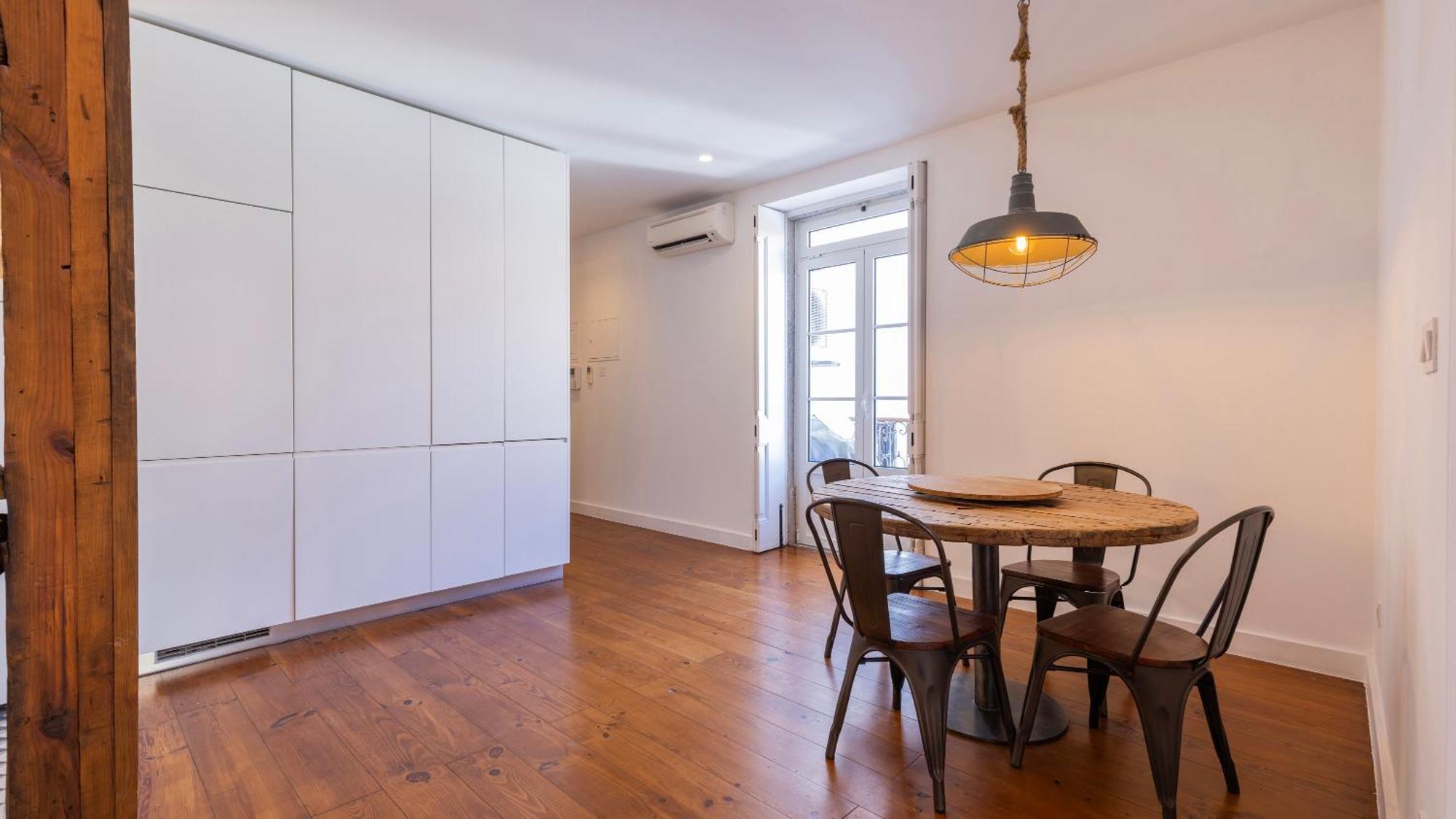 Charming 3Bdr Duplex In City Center By Lovelystay Lissabon Exterior foto