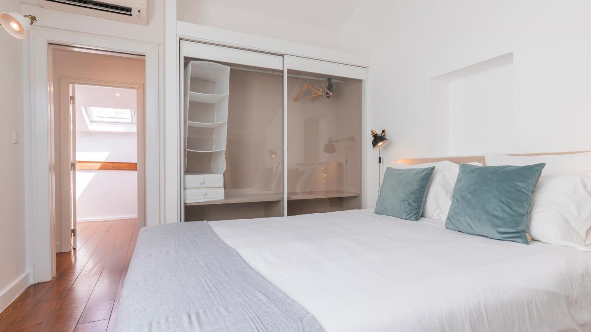 Charming 3Bdr Duplex In City Center By Lovelystay Lissabon Exterior foto